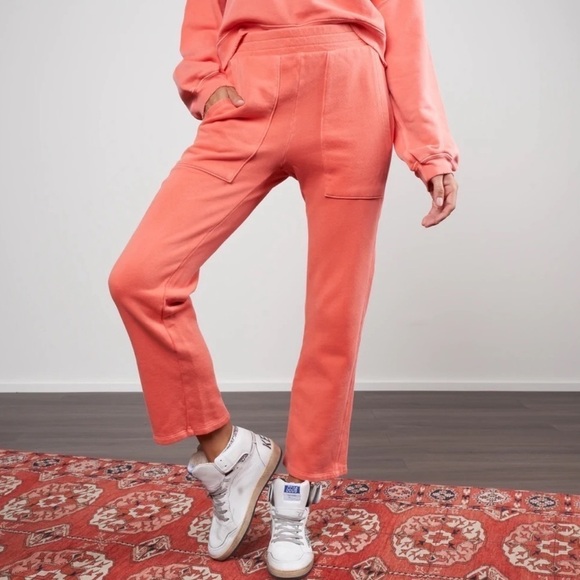NWT AMO Zoey Straight Leg Cotton Pull On Crop Sweatpants Flame - Picture 1 of 9